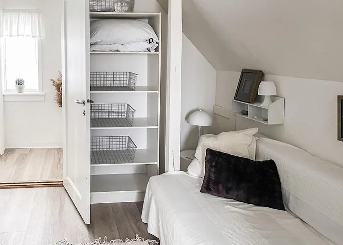 3 Bedroom Stunning In Semesterbostad