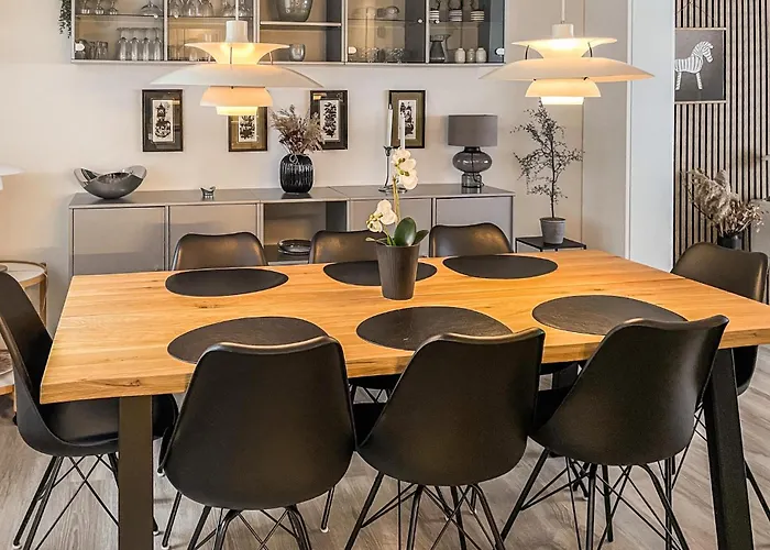 Semesterbostad 3 Bedroom Stunning In